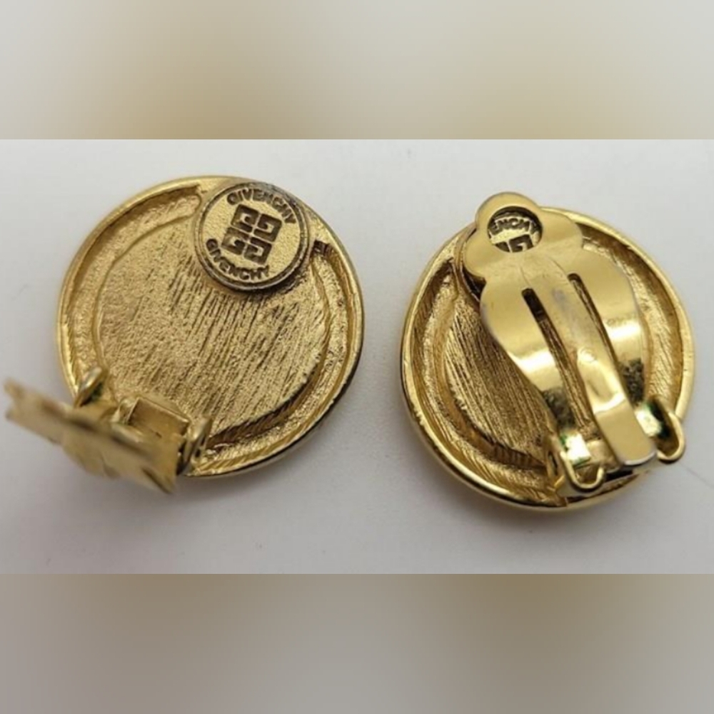 ๐๐GIVENCHY๐๐ Black & Gold-Tone Clip-On Earrings - Picture 3 of 6